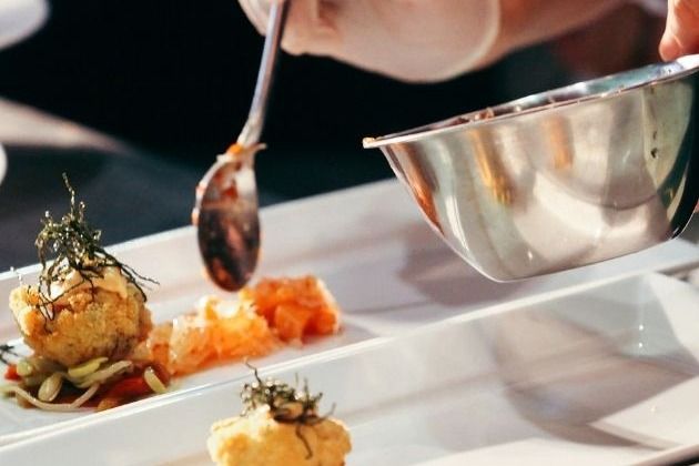 How Much Does a Private Chef Cost in Miami? (2025 Guide)