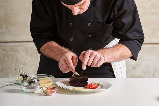 How to Hire a Private Chef in Austin for Home Parties (2026 Guide)