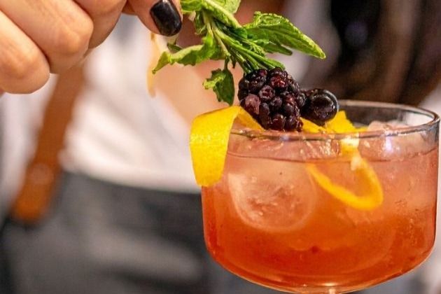 How Much Does a Bartender for a Party Cost in Miami? (2026 Guide)