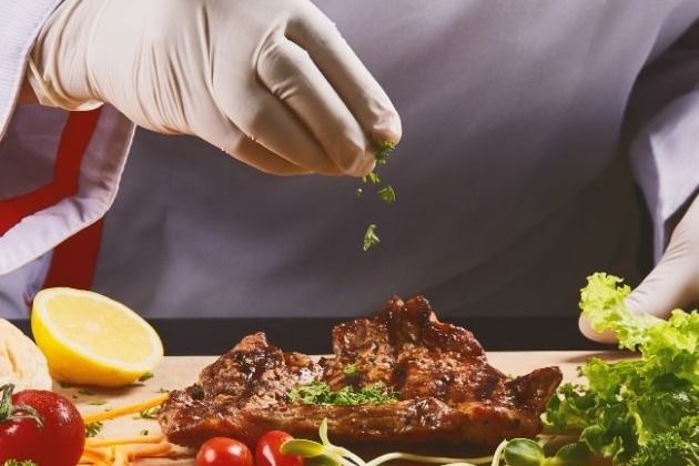 Private Chef for Special Occasions: Birthday, Anniversary & Celebration Guide