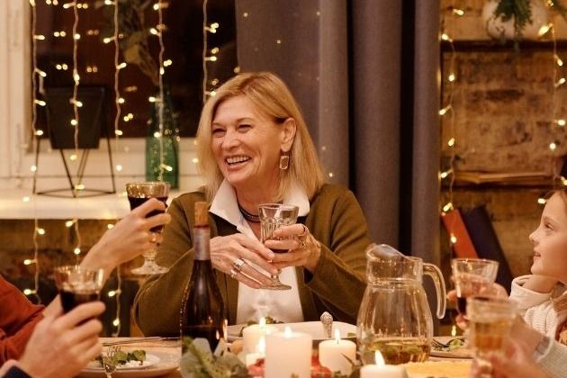 Dinner Party Themes That Work Best with a Private Chef | Platesfull