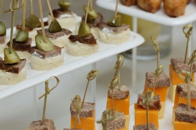 Private Chef vs Catering Cost in Fredericksburg: Which Is Better for Home Parties? (2026 Guide)