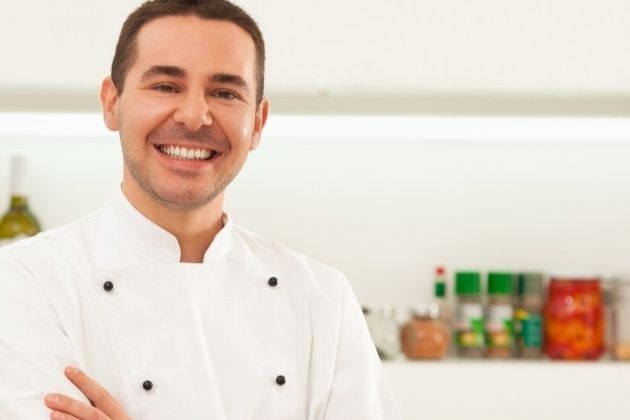 Questions to Ask Before Hiring a Private Chef (2026 Guide for Dinner Parties)